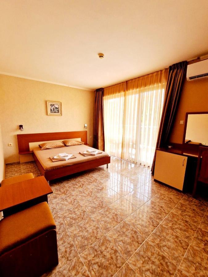 Къща За Гости Карел Nesebar Exteriör bild