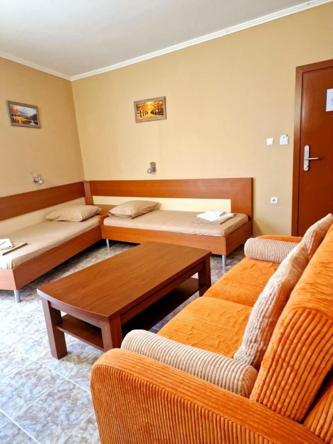 Къща За Гости Карел Nesebar Exteriör bild